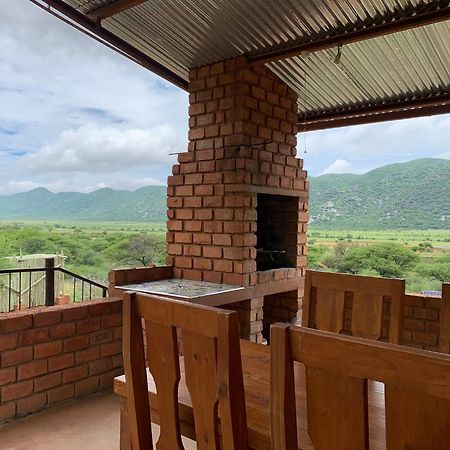 Otavi Vineyards Self-Catering & Camping Exteriör bild